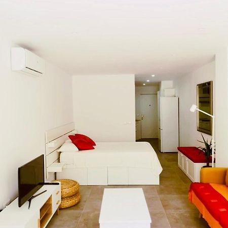 Luminoso Apartamento Cerca Del Centro Apartment Малага Екстериор снимка