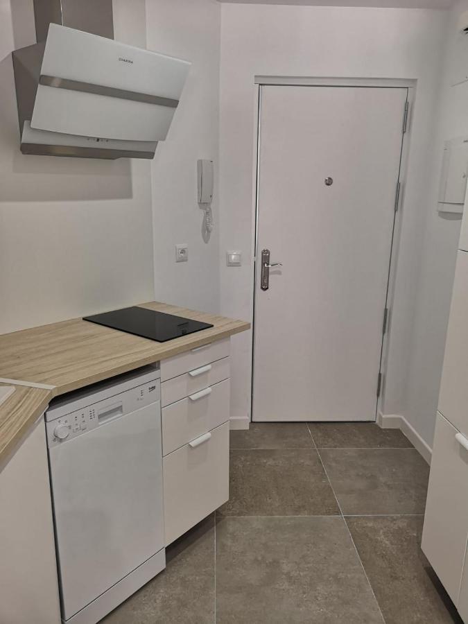 Luminoso Apartamento Cerca Del Centro Apartment Малага Екстериор снимка